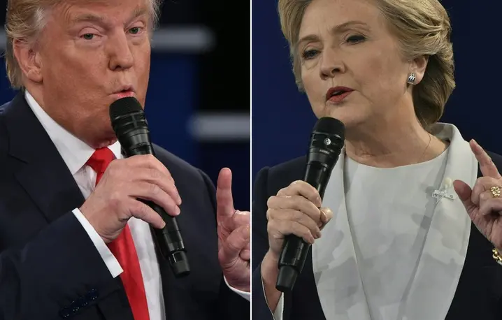 Donald Trump i Hillary Clinton podczas drugiej debaty prezydenckiej, 09.10.206 r. / / Fot. Paul J. Richards/ AFP PHOTO/ EASNEWS
