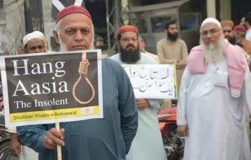 Demonstracje muzułmańskich radykałów domagających się powieszenia Aasi Bibi, Lahore, 2 listopada 2018 r.  / Fot. Rana Sajid Hussain / SIPA / East News