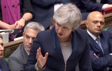 Premier Theresy May podczas głosowania w brytyjskiej Izbie Gmin nad umową w sprawie warunków Brexitu, 15 stycznia 2019 r. / HO/AFP/East News / 