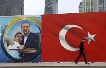 Plakat wyborczy Recepa Tayyipa Erdoğana, Ankara, 31 marca 2019 r. /  / FOT. Ali Unal /AP/Associated Press/East News