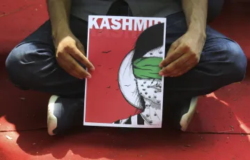 Protest przeciwko decyzji indyjskiego rządu o odebraniu autonomii Kaszmirowi, New Delhi, 9 sierpnia 2019 r. / / FOT. Manish Swarup / AP/Associated Press/East News