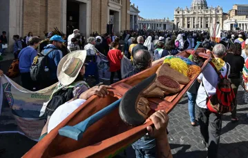 Uroczystości towarzyszące Synodowi dla Amazonii, z udziałem rdzennej ludności regionu, Watykan, 19 października 2019 r. / Fot. Vincenzo Pinto / AFP / East News / 