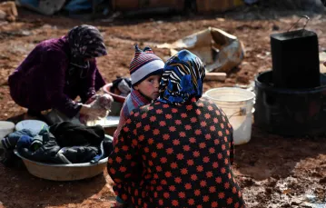 Obóz dla uchodźców Sarmada w prowincji Idlib, 17 lutego 2020 r. / RAMI AL SAYED / AFP / East News