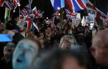 Zwolennicy brexitu przed brytyjskim parlamentem, Londyn, 31 stycznia 2020 r. / fot. AP / Associated Press / East News