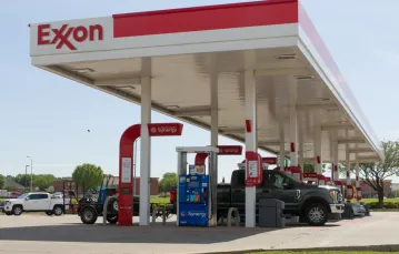 Stacja benzynowa Exxon w Piano, Teksas / fot. Gao Lu/Xinhua News/East News / 