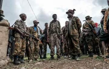 Zbrojna milicja Amharów w Adi Arkay, wsi 180 kilometrów na północny-wschód od Gondaru. Etiopia, 14 lipca 2021 / EDUARDO SOTERAS/AFP/East News / 