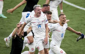 Czeska radość po zwycięstwie nad Holendrami, 27 czerwca 2021 r. / Fot. Dmitriy Golubovich / Anadolu Agency / Abaca / East News / 