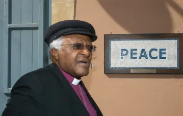 Abp Desmond Tutu, 2008 r. / fot. STEFANOS KOURATZIS / AFP / East News / 