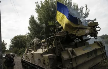 Ukraiński czołg w wyzwolonym mieście Izium, 17 września 2022 / AA/ABACA/Abaca/East News / 