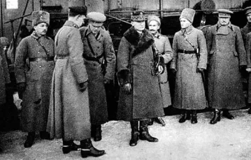 Milan Sztefanik, słynny pilot i czechosłowacki legionista, podczas podróży do Rosji; Jekaterynburg, 1916 r. / 