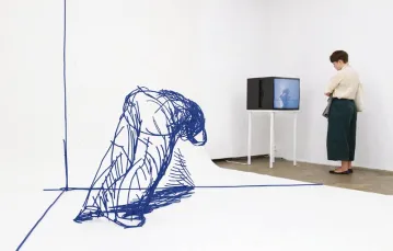 Olaf Brzeski, „Upadek człowieka, którego nie lubię”, 2012 r. Film, instalacja / Fot. Maciej Zaniewski / Galeria Arsenał