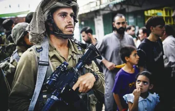 Na ulicy w Hebronie, lipiec 2014 r. / Fot. Maciej Moskwa / TESTIGO