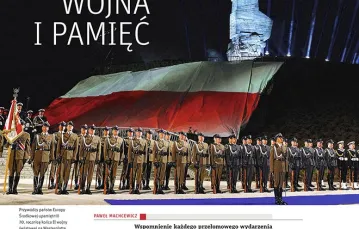 Przywódcy państw Europy Środkowej upamiętnili 70. rocznicę końca II wojny światowej na Westerplatte, tuż po północy 8 maja 2015 r. / Fot. Janek Skarżyński / AFP / EAST NEWS