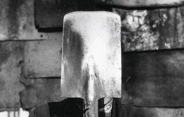 Jerzy Lewczyński, „Nieznany”, z cyklu „Głowy wawelskie”, 1959. Ze zbiorów Muzeum w Gliwicach / 