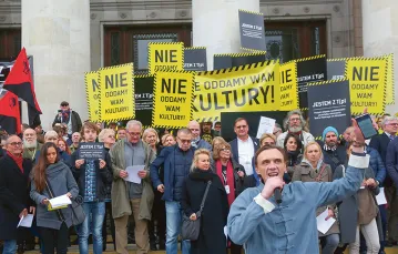 Podczas Kongresu odbyła się manifestacja „Nie oddamy wam kultury” / Fot. Michał Dyjuk / FORUM