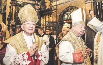 Abp Marek Jędraszewski i kard. Stanisław Dziwisz, katedra na Wawelu, 28 stycznia 2017 r. / Fot. Beata Zawrzel / REPORTER