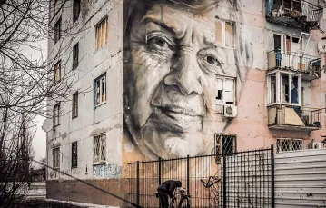 Mural na bloku w Awdijiwce przedstawiający Mariję Grigorijewną, luty 2017 r. / Fot. Monika Andruszewska 