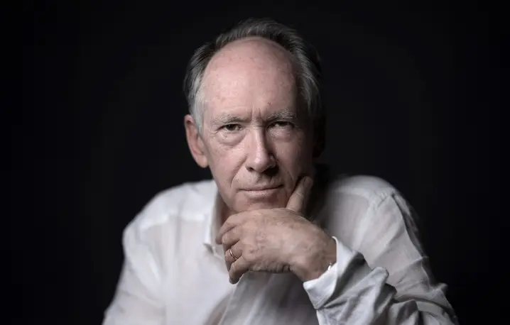 Ian McEwan, 2023 r. // Fot. Joel Saget / AFP / East News