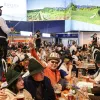 Stoisko wytwórców żywności z Bawarii na targach rolniczych "Zielony tydzień". Berlin, 19 stycznia 2024 r.  / fot. Sean Gallup / Getty Images