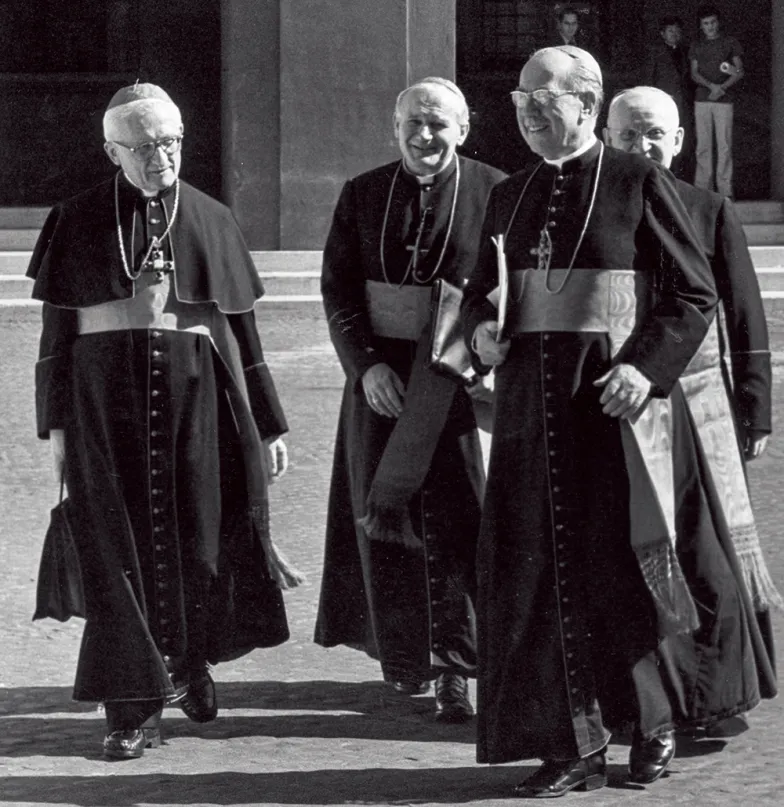 Kardynałowie Joseph Hoffner z Niemiec, Karol Wojtyła, Franz Konig z Austrii i John Carberry z USA, 12 października 1978 r. GIULIO BROGLIO / AP / EAST NEWS Kardynałowie Joseph Hoffner z Niemiec, Karol Wojtyła, Franz Konig z Austrii i John Carberry z USA, 12 października 1978 r. GIULIO BROGLIO / AP / EAST NEWS