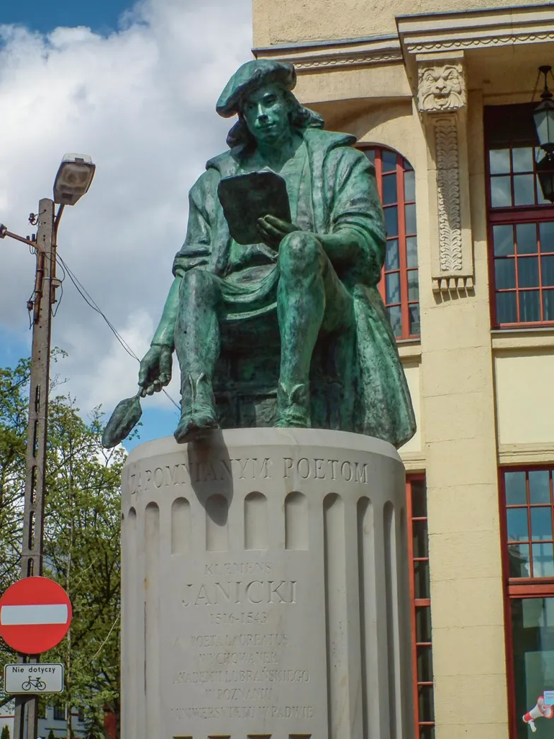 Pomnik Klemensa Janickiego w Poznaniu / MOS810 / WIKIMEDIA.ORG 