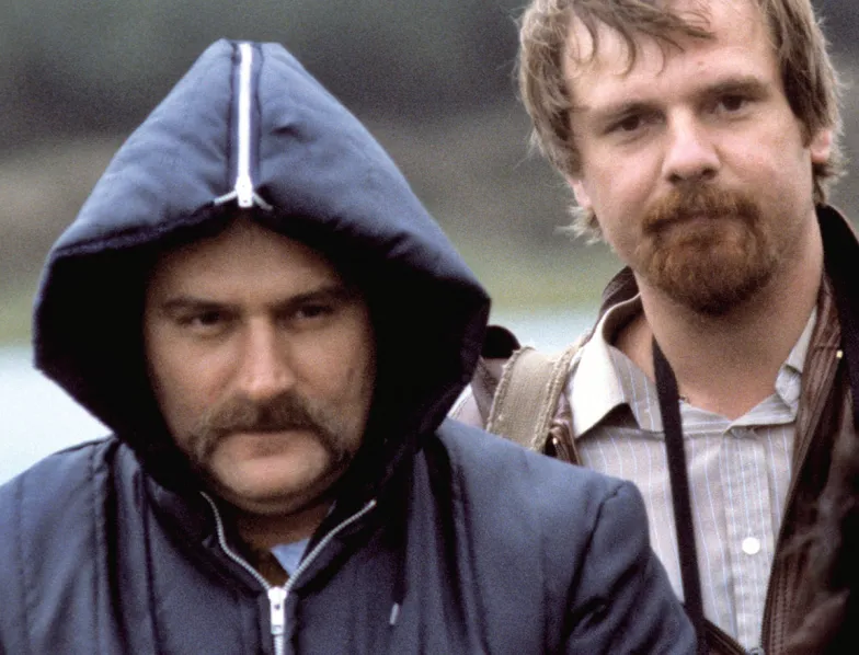 Chris Niedenthal z Lechem Wałęsą na rybach pod Gdańskiem w dniu przyznania mu Nagrody Nobla, październik 1983 r.