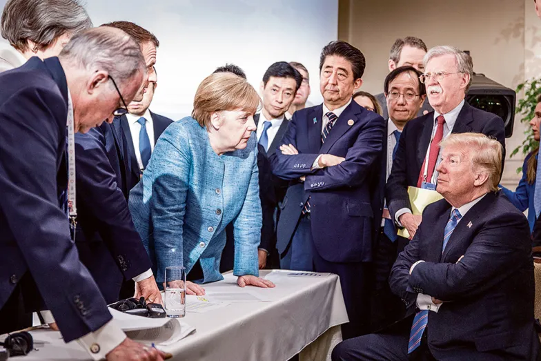 Podczas szczytu G7 w kanadyjskim Charlevoix doszło do ostrego sporu Angeli Merkel z Donaldem Trumpem m.in. na temat handlu między Europą a USA. 9 czerwca 2018 r. JESCO DENZEL / BUNDESREGIERUNG / GETTY IMAGES