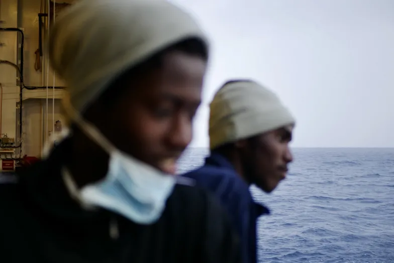 Na statku ratowniczym Lekarzy bez Granic. Morze Śródziemne, styczeń 2013 r. / fot. Marcin Żyła