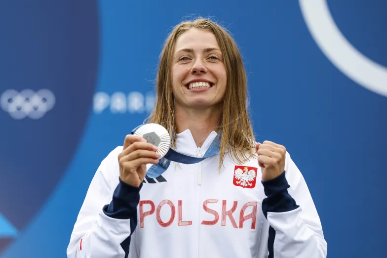 Kajakarka Klaudia Zwolińska ze srebrnym medalem olimpijskim, 28 lipca 2024 r. // Fot. AFP7 vía Europa Press/Associated Press/East News Klaudia Zwolińska Paryż 2024