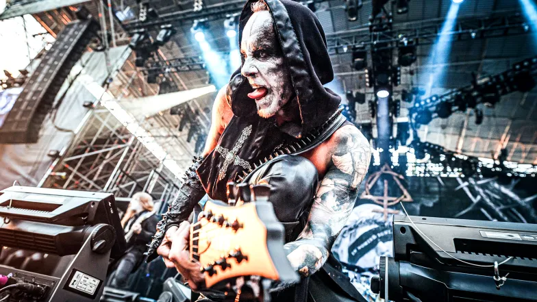 Adam Nergal Darski z zespołu Behemoth podczas koncertu w trakcie Mystic Festival. Gdańsk, 8 czerwca 2023 r. // Fot. Karol Murat / Reporter