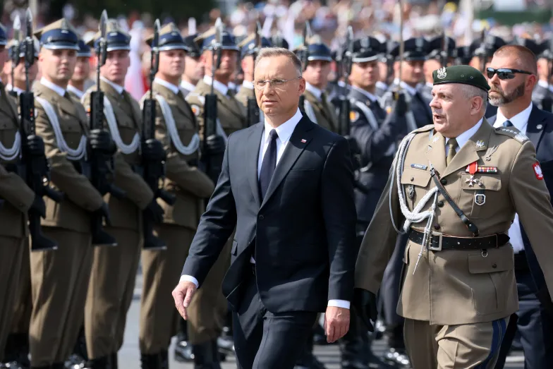 Defilada na Wisłostradzie z okazji Święta Wojska Polskiego, 15 sierpnia 2024 r. Fot. Wojciech Olkuśnik/East News Defilada na Wisłostradzie z okazji Święta Wojska Polskiego