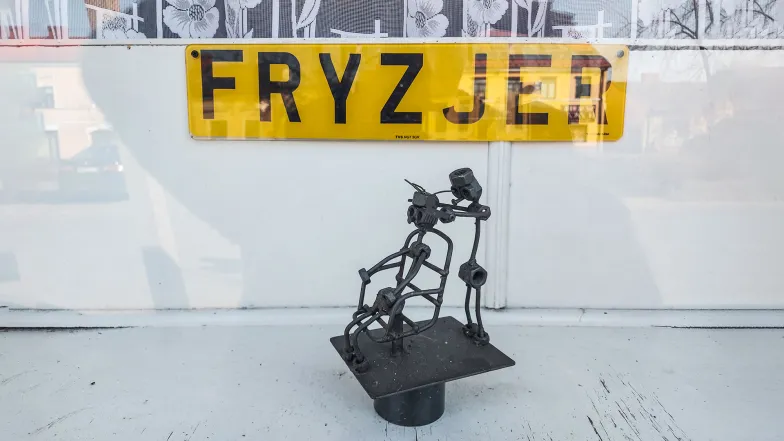 Pan Śrubka też chce być modnie uczesany // Fot. Olga Drenda