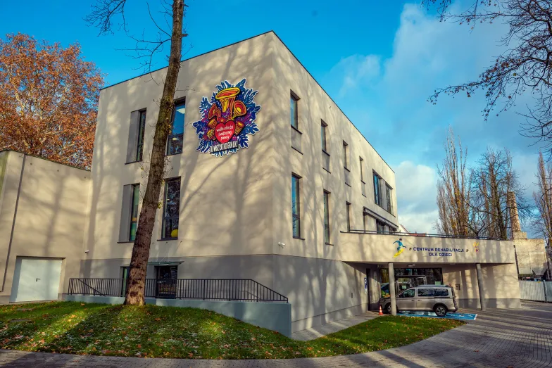 Centrum Technologicznie Wspomaganej Rehabilitacji dla Dzieci w Poznaniu przy Ortopedyczno-Rehabilitacyjnym Szpitalu Klinicznym im. Wiktora Degi Uniwersytetu Medycznego im. Karola Marcinkowskiego w Poznaniu, listopad 2024 r. // Fot. Marek Lapis Centrum Technologicznie Wspomaganej Rehabilitacji dla Dzieci w Poznaniu przy Ortopedyczno-Rehabilitacyjnym Szpitalu Klinicznym im. Wiktora Degi Uniwersytetu Medycznego im. Karola Marcinkowskiego w Poznaniu, listopad 2024 r. // Fot. Marek Lapis