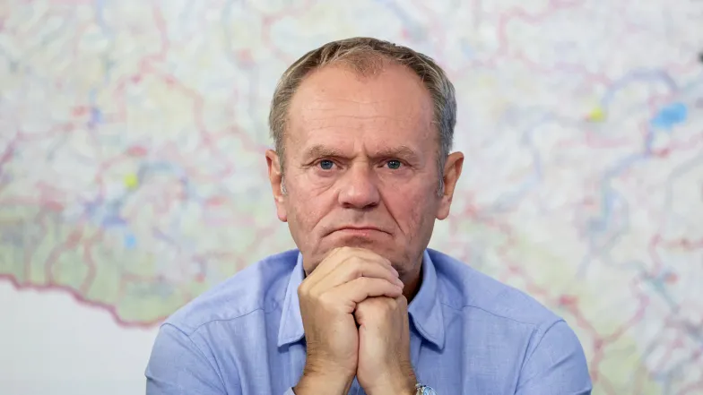 Donald Tusk podczas posiedzenia sztabu kryzysowego w sprawie na Dolnym Śląsku. Wrocław, 19 września 2024 r. // Fot. Adam Burakowski / East News