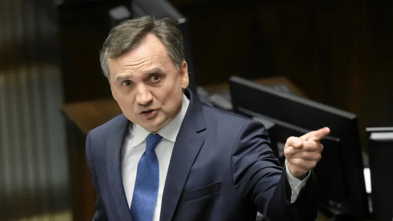 Zbigniew Ziobro podczas posiedzenia Sejmu w sprawie jego immunitetu. Warszawa, 5 grudnia 2024 r. // Fot. Kuba Atys / Agencja Wyborcza.pl