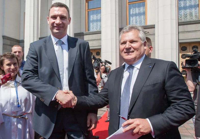 Z Witalijem Kliczko po ceremonii zaprzysiężenia prezydenta Ukrainy Petra Poroszenki. Kijów, 7 czerwca 2014 r. // Fot. Krystian Maj / Forum