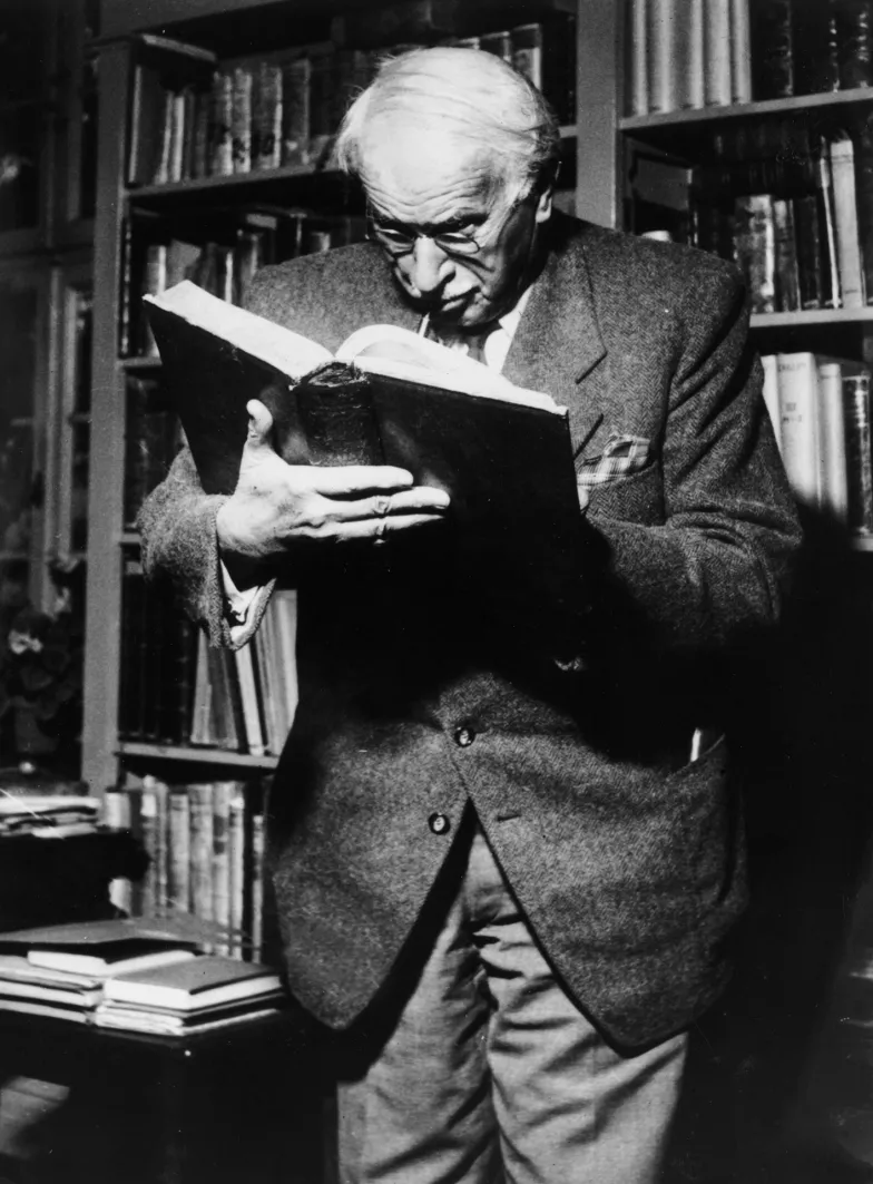 Carl Gustav Jung, 1955 r. // Fot. Central Press / Getty Images Carl Gustav Jung, 1955 r. // Fot. Central Press / Getty Images