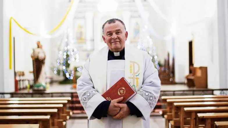 Ks. Henryk Okołotowicz // mat. prasowe Centrum Obrony Praw Człowieka "Wiasna"