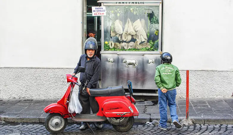 Tripperia, czyli sklepik z flakami. Neapol // Fot. Bartek Kieżun