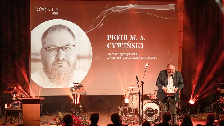 Piotr Cywiński, laureat nagrody „Tygodnika Powszechnego” Bonus. Kraków, 28 listopada 2025 r. // Fot. Marek Bednarz