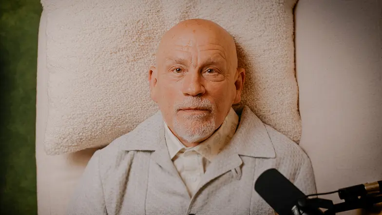 John Malkovich jako gość w podkaście Fashion Neurosis // Dzięki uprzejmości Fashion Neurosis