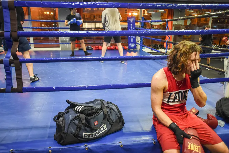 Trening grupy początkującej w krakowskiej "Boxerni". Kraków, 13 listopada 2025 r. // Fot. Jacek Taran Trening grupy początkującej w krakowskiej "Boxerni". Kraków, 13 listopada 2025 r. // Fot. Jacek Taran