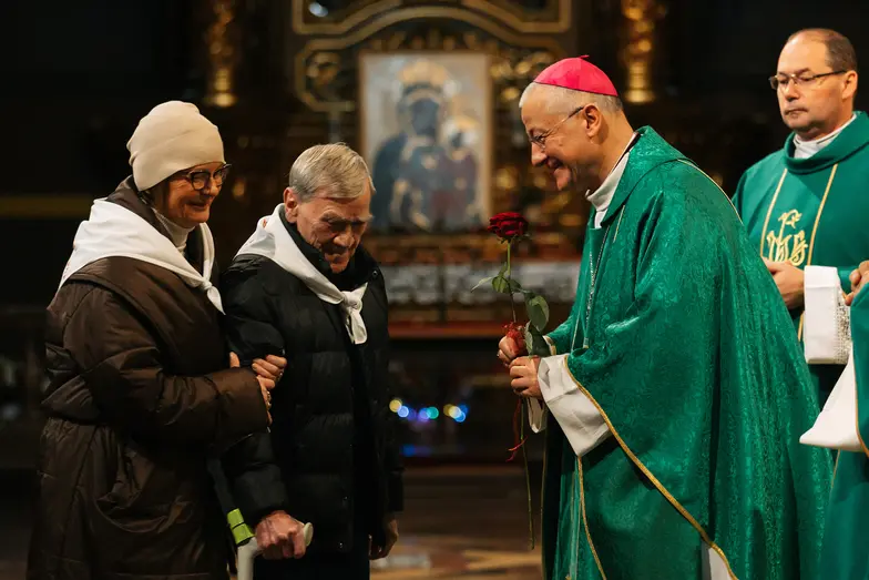 Bp. Artur Ważny, Diecezjalny Dzień Ubogich. Katedra w Sosnowcu, 16 listopada 2026 r. // Fot. Agnieszka Sidełko / Diecezja Sosnowiecka 