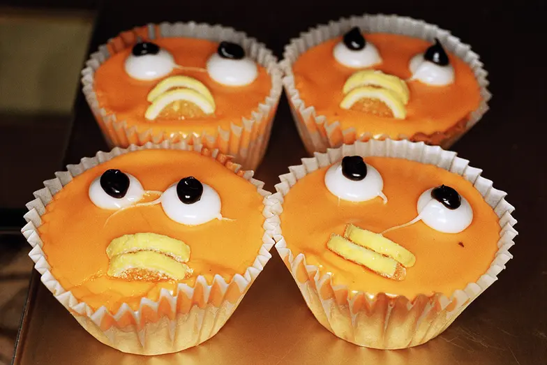 Szkocja, Glasgow. Fairy cakes, 1999 r. // Fot. Martin Parr/ MAGNUM PHOTOS / materiały prasowe