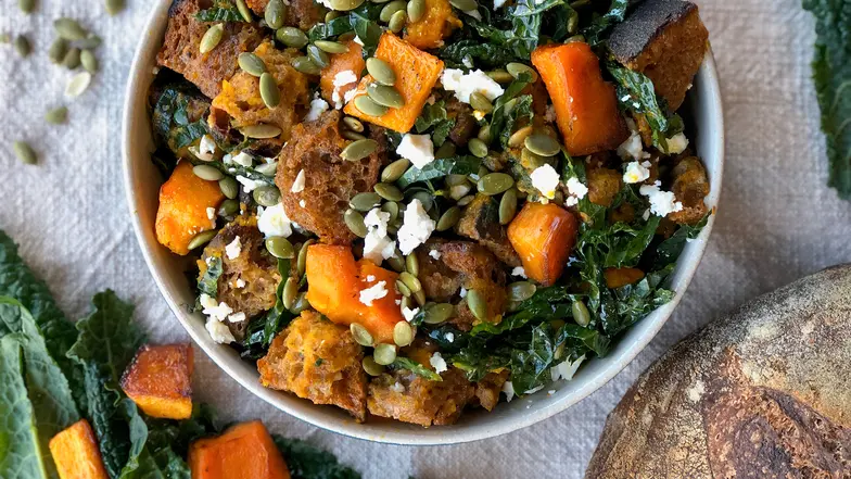 Zimowa panzanella // Fot. Robin Albarano / Shutterstock
