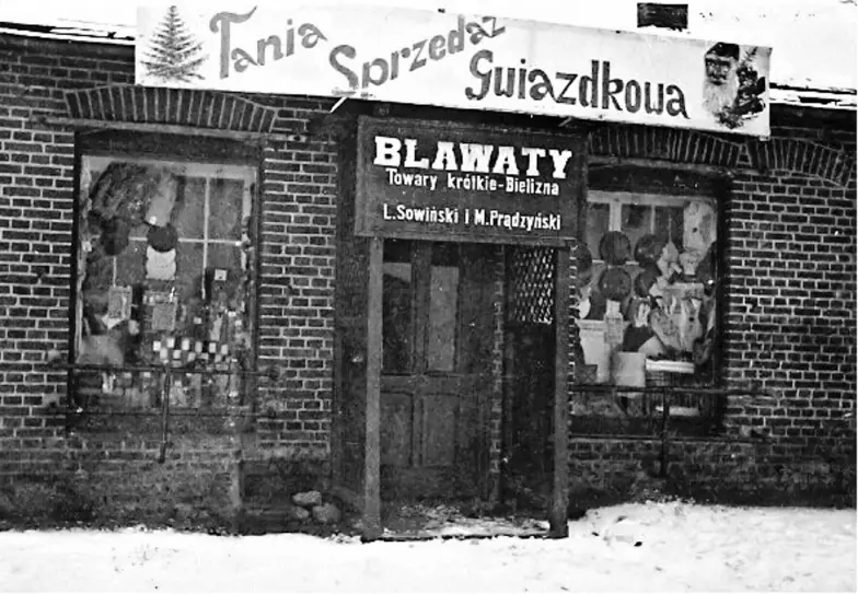 Sklep Leona Sowińskiego i jego wspólnika Maksa Olbrachta-Prądzyńskiego. Starzyno, druga połowa lat 30. // Archiwum rodzinne Christiana i Jerzego Sowińskich