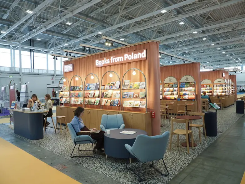 Polskie książki na targach w Bolonii