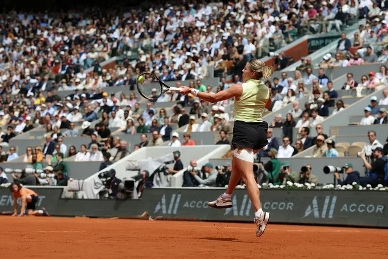 Maja Chwalińska podczas finału turnieju Roland Garros. Paryż, 6 czerwca 2026 r. / FOT. ALAIN JOCARD/AFP/East News Maja Chwalińska podczas finału turnieju Roland Garros. Paryż, 6 czerwca 2026 r. / FOT. ALAIN JOCARD/AFP/East News