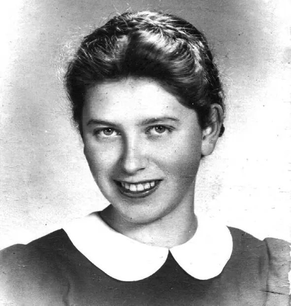 Irena Heine, rocznik 1925, całe życie mieszka przy ul. Mickiewicza 27, zdjęcie powojenne // archiwum prywatne