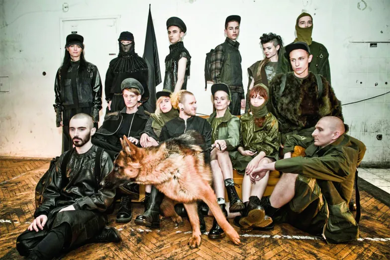 Dekoracyjne stroje Maldorora odnawiają punkowego ducha sprzeciwu i buntu / Fot. Mirek Kaźmierczak